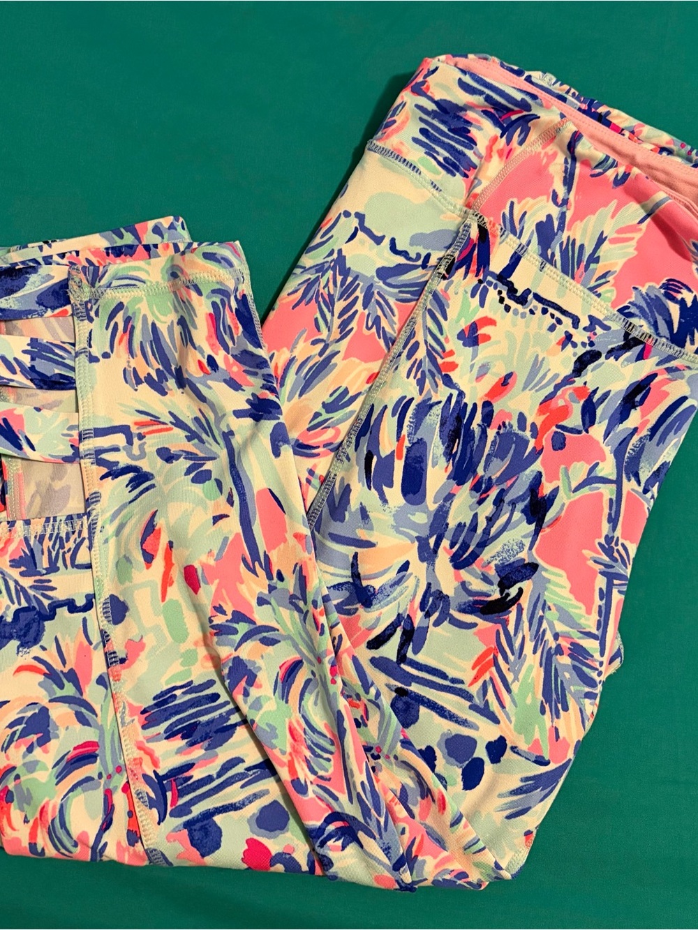 Lilly Pulitzer Luxletics Cropped leggings XL